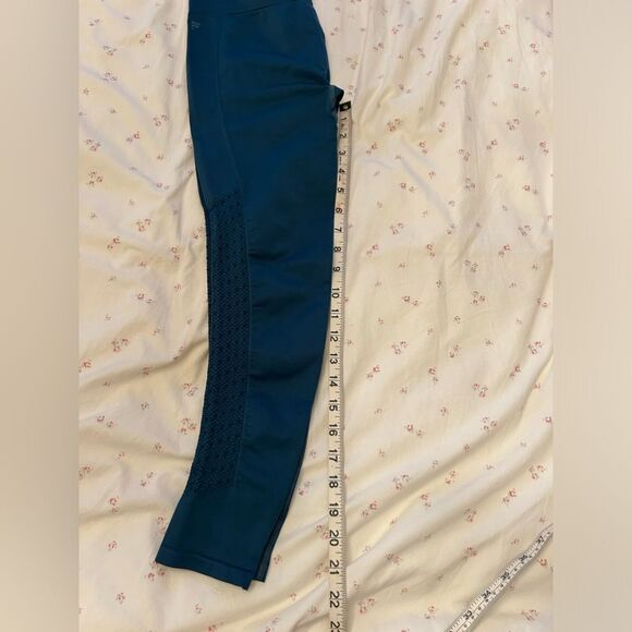 Fabletics Women's Blue Leggings Small NWT - Picture 6 of 7